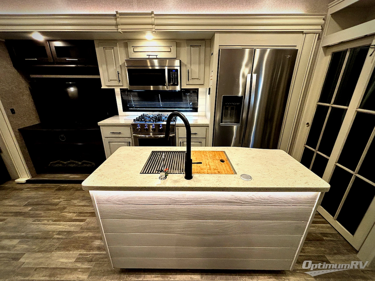 2021 Jayco North Point 387FBTS Photo 6