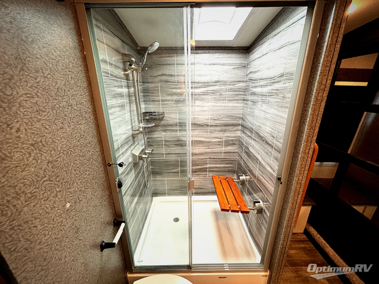 2021 Jayco North Point 387FBTS Photo 10