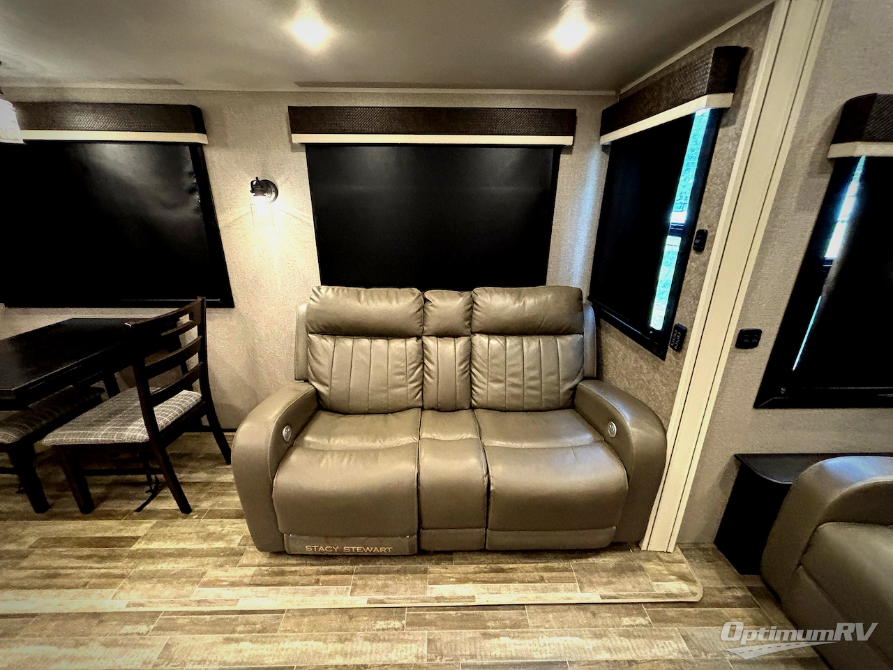 2021 Jayco North Point 387FBTS Photo 19