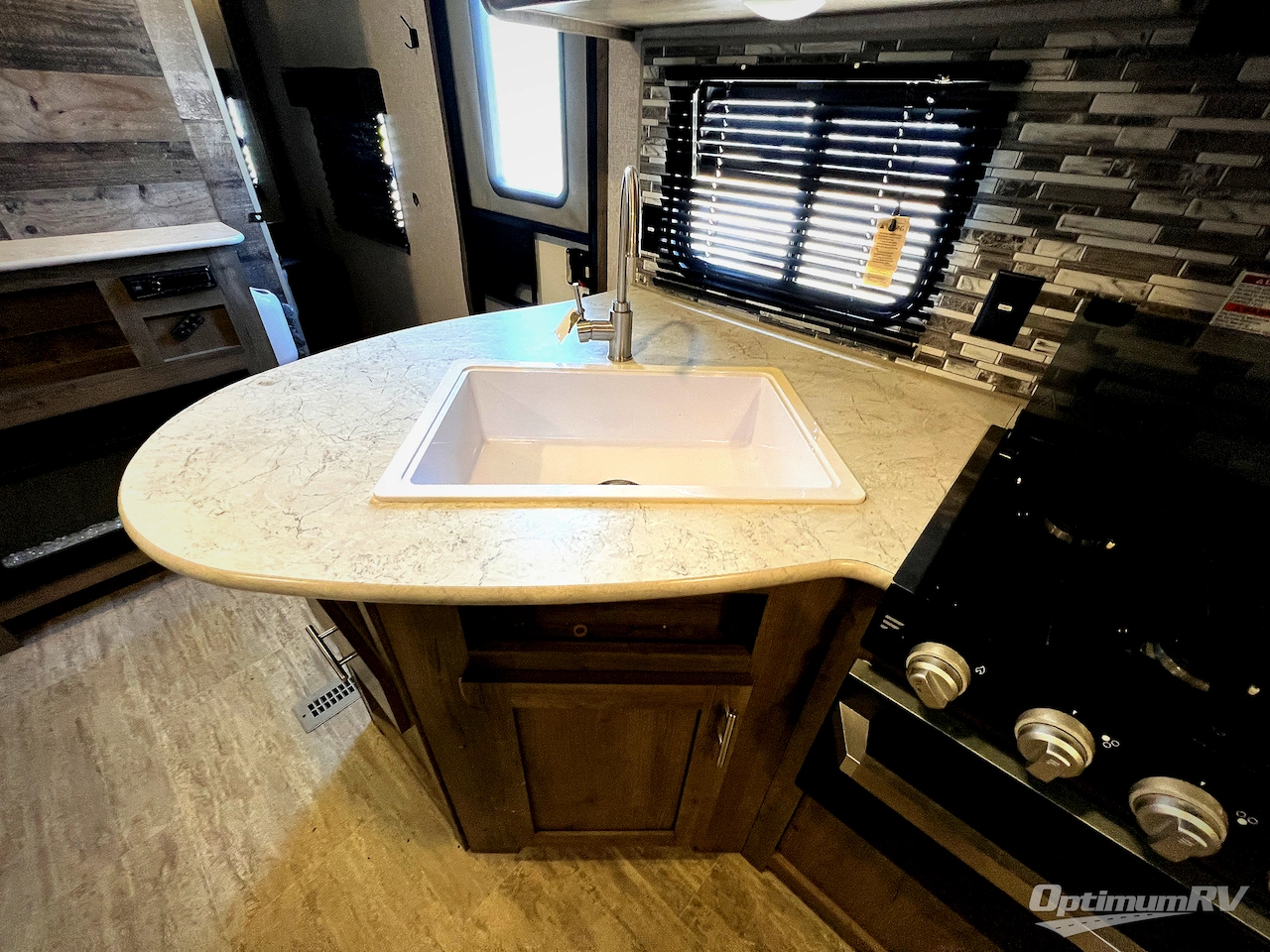 2021 Dutchmen Aspen Trail 2850BHS Photo 9