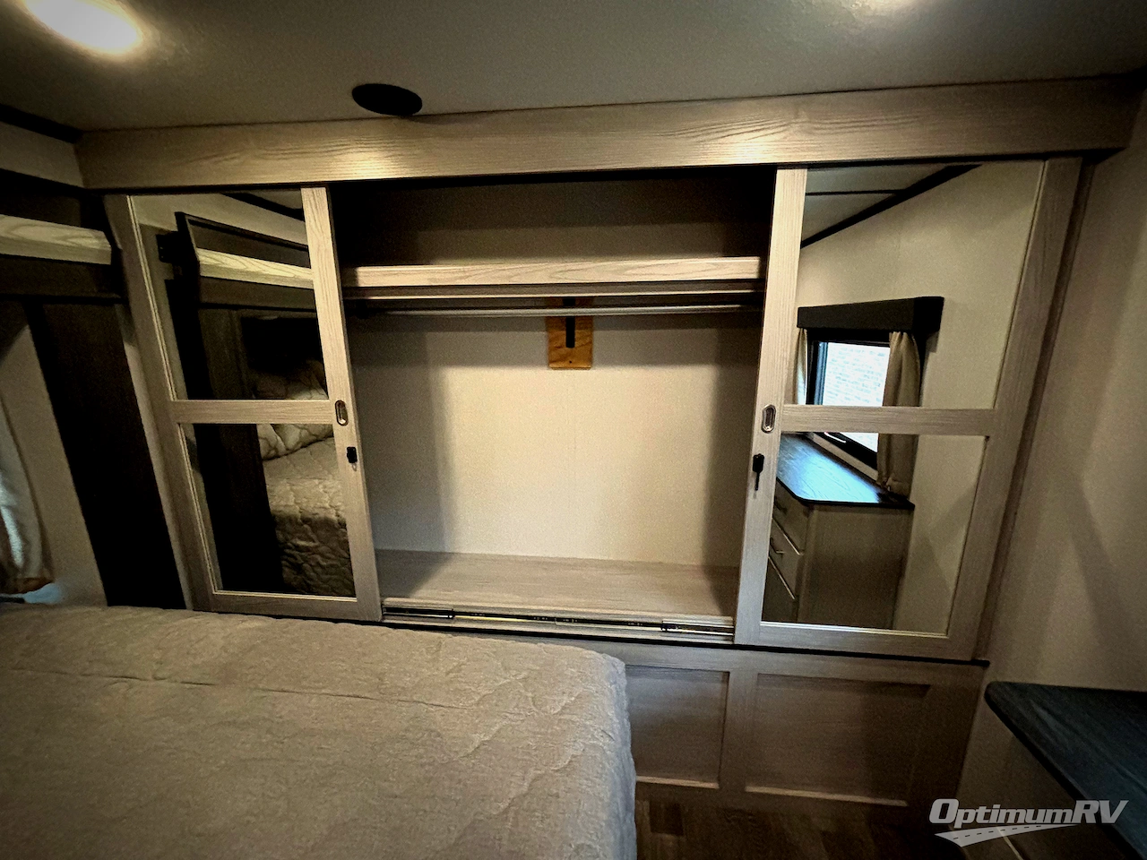 2021 Keystone Montana High Country 377FL Photo 26
