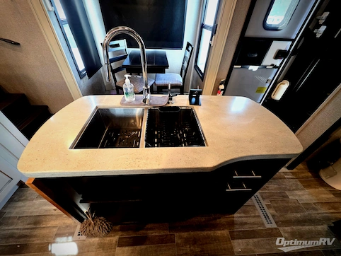 2021 Jayco North Point 382FLRB RV Photo 3