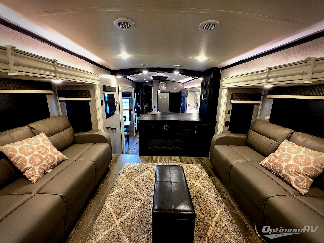 2021 Jayco North Point 382FLRB Photo 5