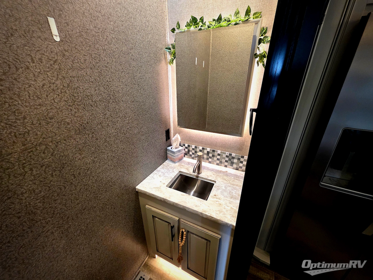2021 Jayco North Point 382FLRB Photo 17