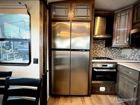 2018 Keystone Montana 3700LK RV Photo 3