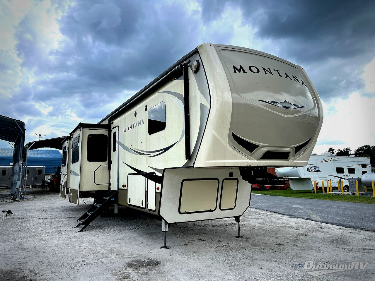 2018 Keystone Montana 3700LK Photo 1