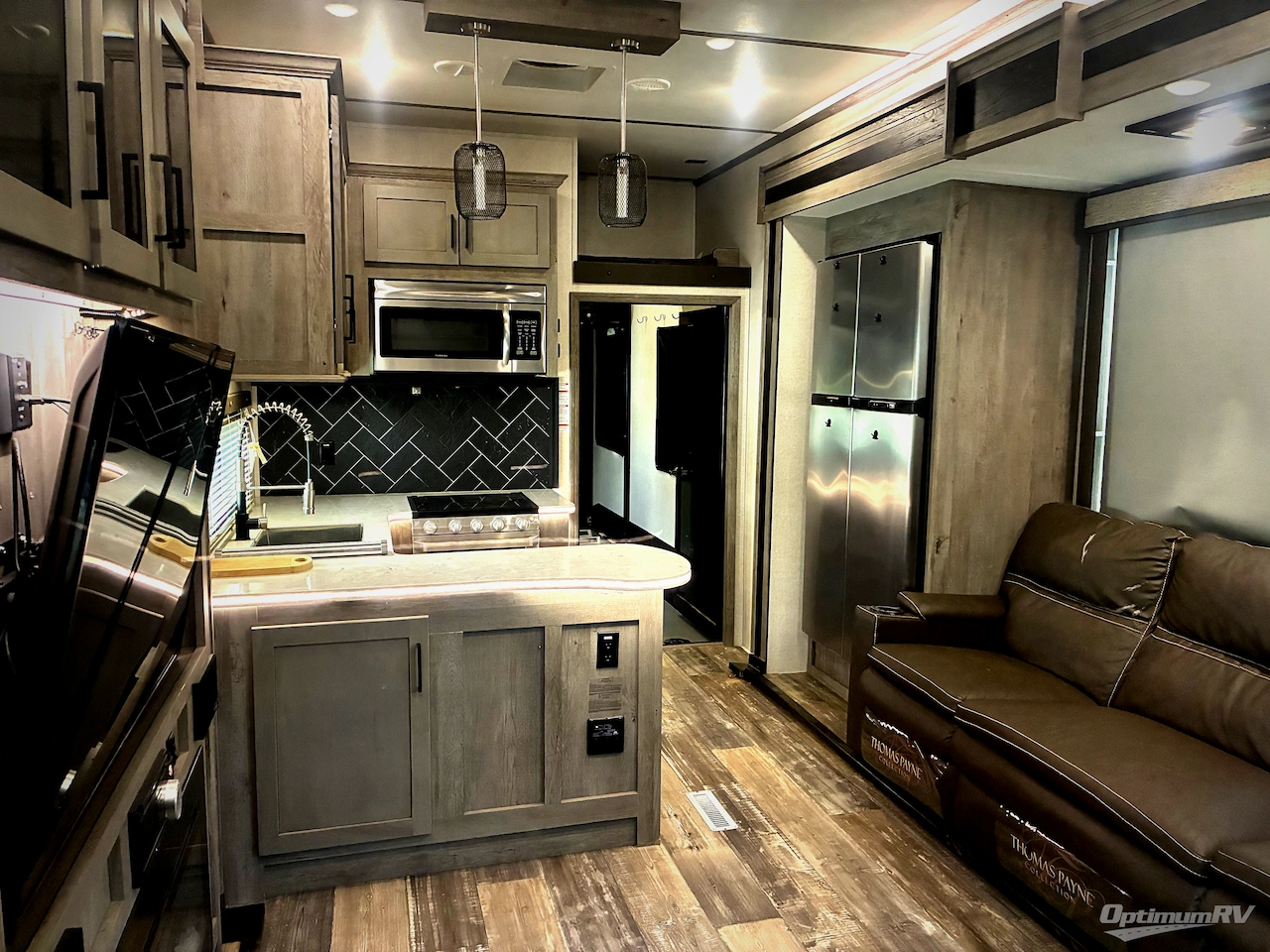2020 Keystone Raptor 423 Photo 5