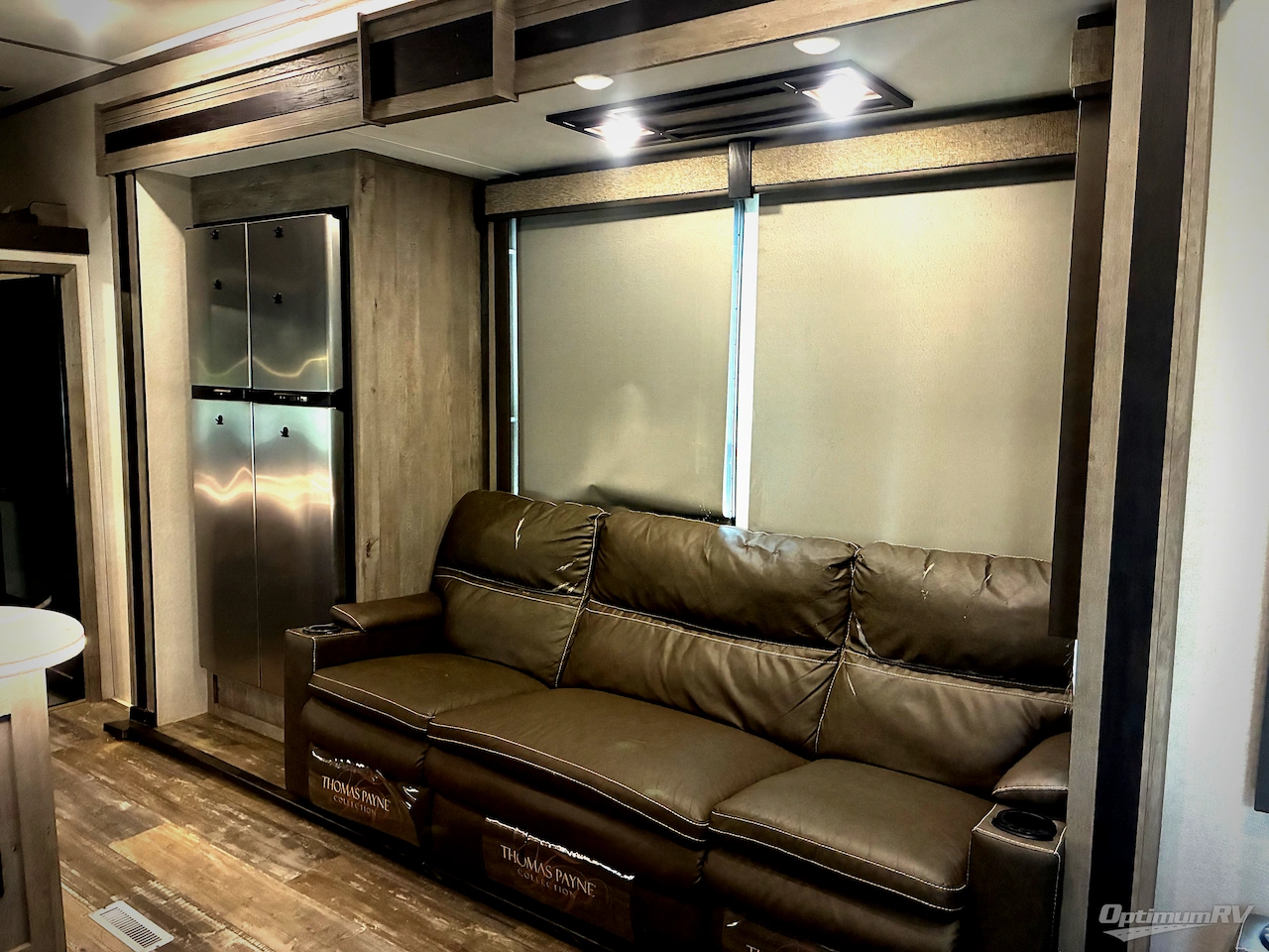 2020 Keystone Raptor 423 Photo 10