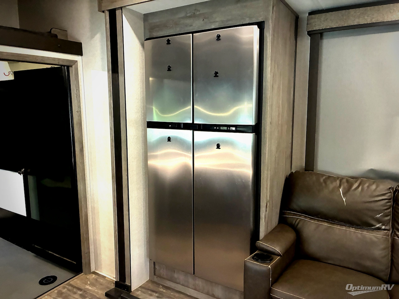 2020 Keystone Raptor 423 Photo 22