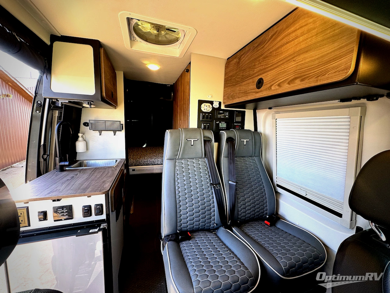 2023 Tiffin GH1 GH1 Photo 8
