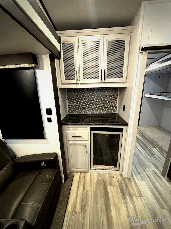 2023 Keystone Sprinter Limited 3900DBL Photo 14