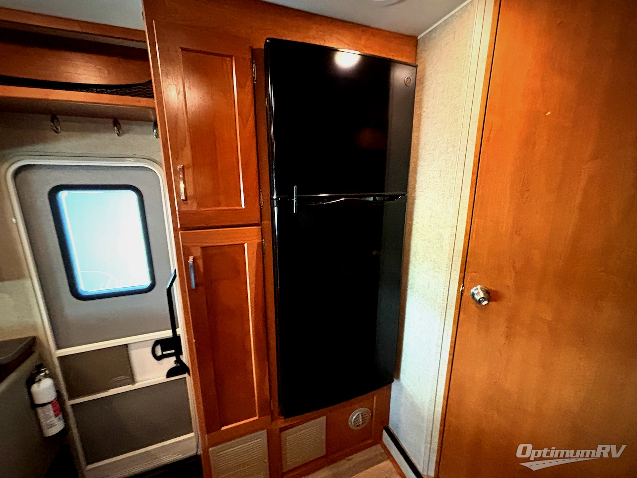 2019 Winnebago Spirit 31G Photo 15