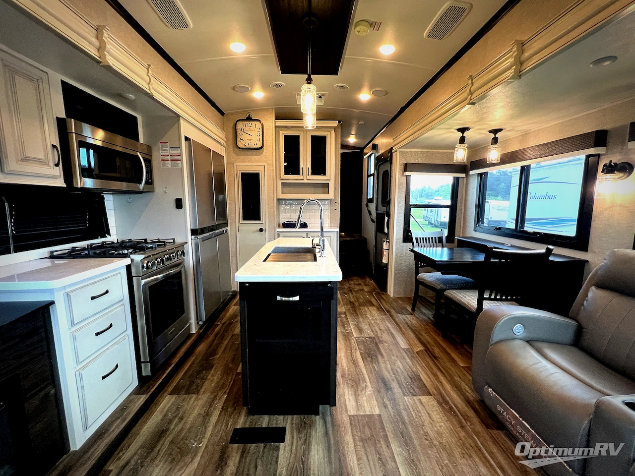 2022 Jayco North Point 310RLTS Photo 5