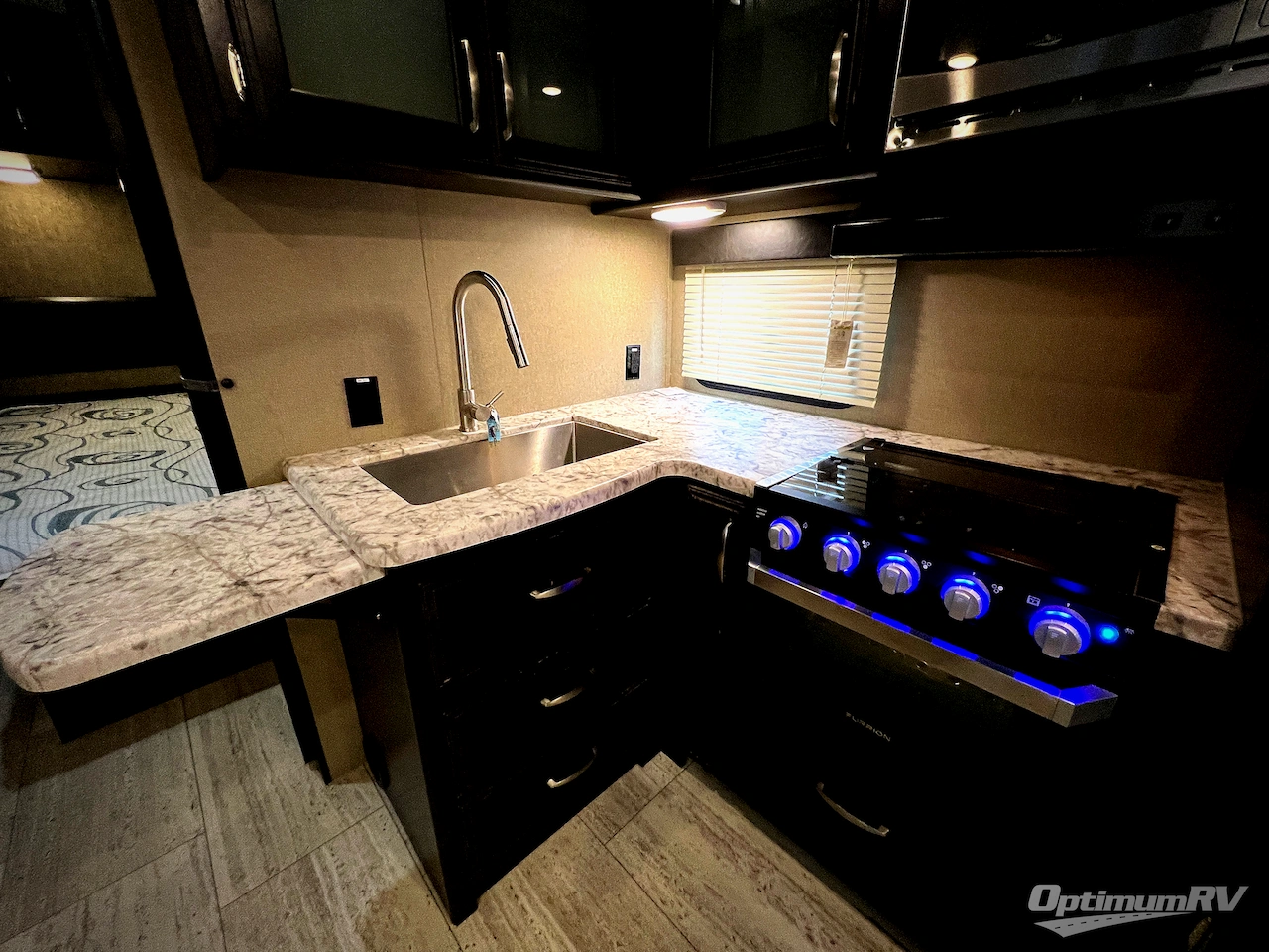 2019 Grand Design Imagine 2150RB Photo 11