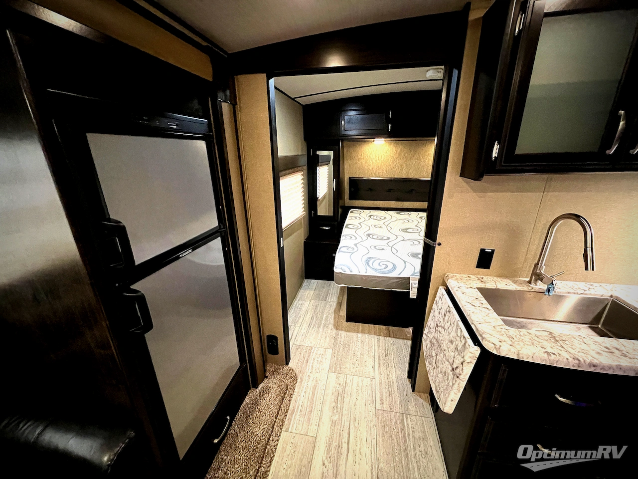 2019 Grand Design Imagine 2150RB Photo 15