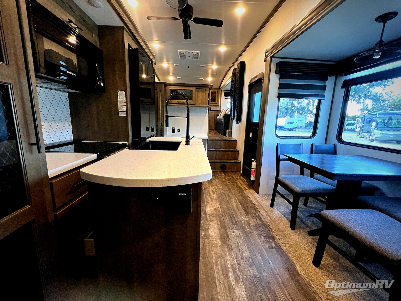 2022 Forest River Sabre 37FLH Photo 4