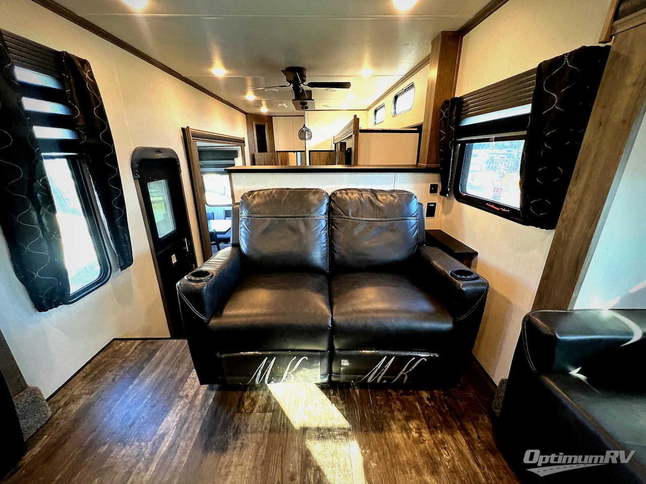 2022 Forest River Sabre 37FLH Photo 10