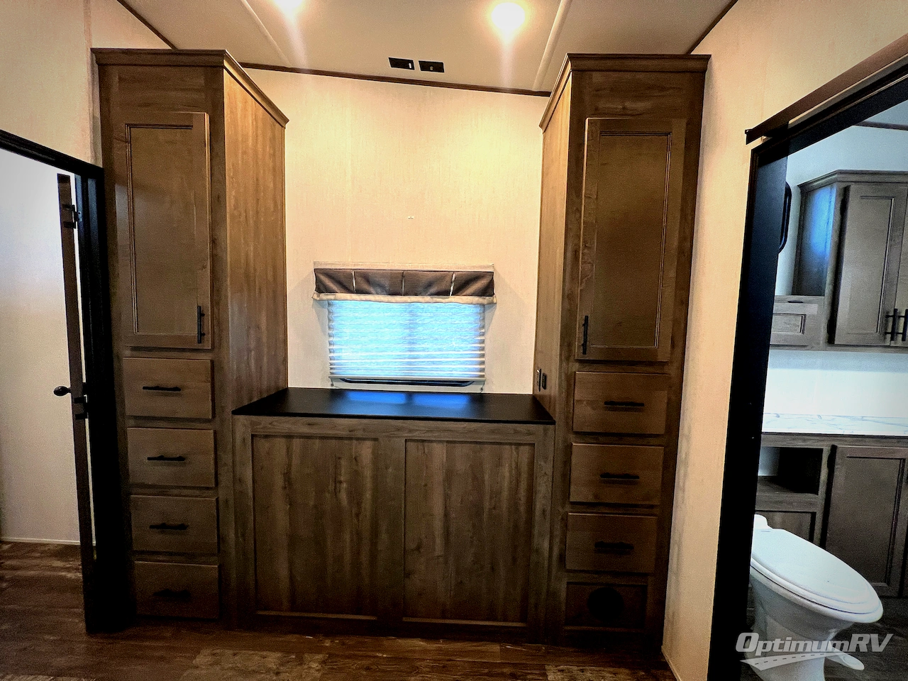 2022 Forest River Sabre 37FLH Photo 17