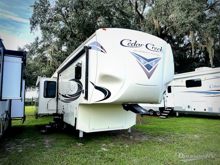 2018 Forest River Cedar Creek Silverback 29IK RV Photo 1