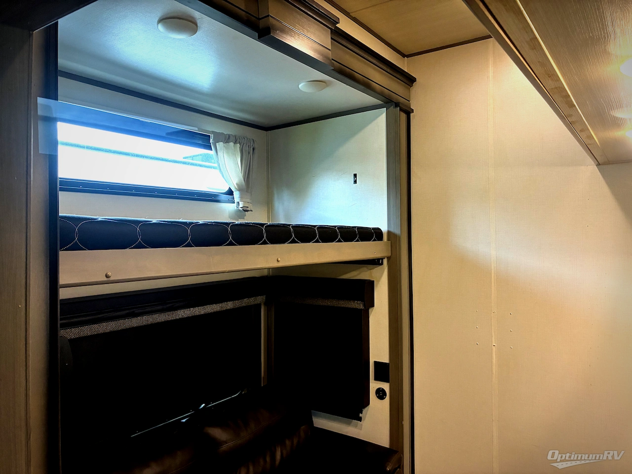 2023 Keystone Montana 3857BR Photo 14
