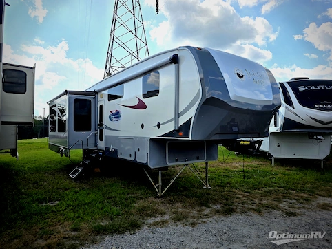 Used 2013 Highland Ridge Open Range Roamer 357RES Featured Photo
