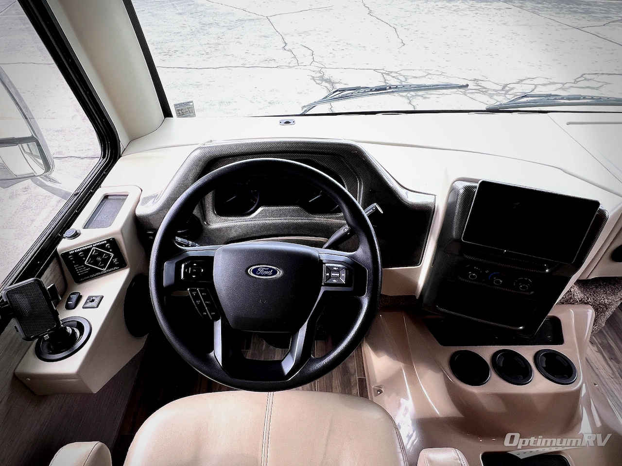 2022 Thor ACE 30.3 Photo 2