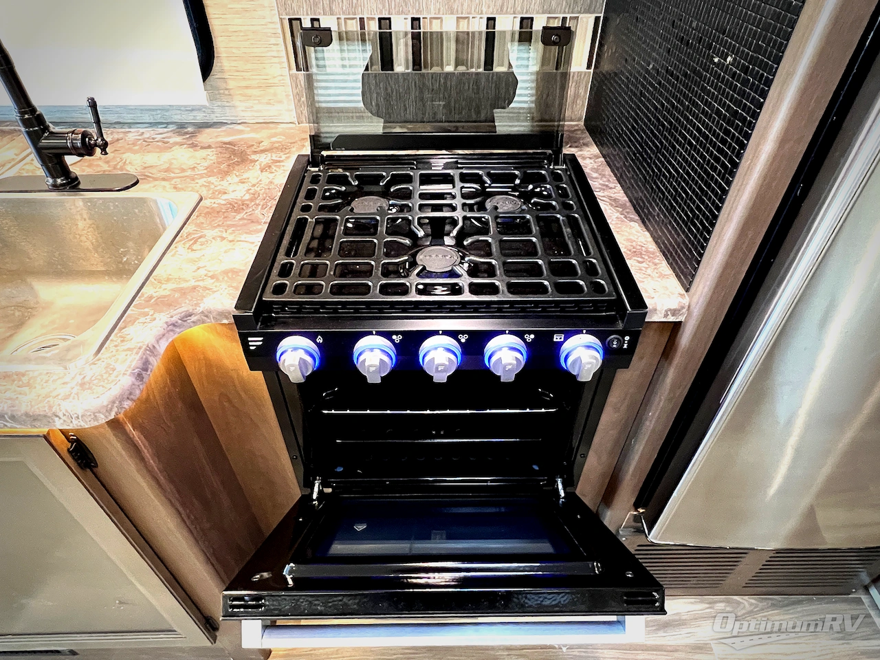 2022 Thor ACE 30.3 Photo 21