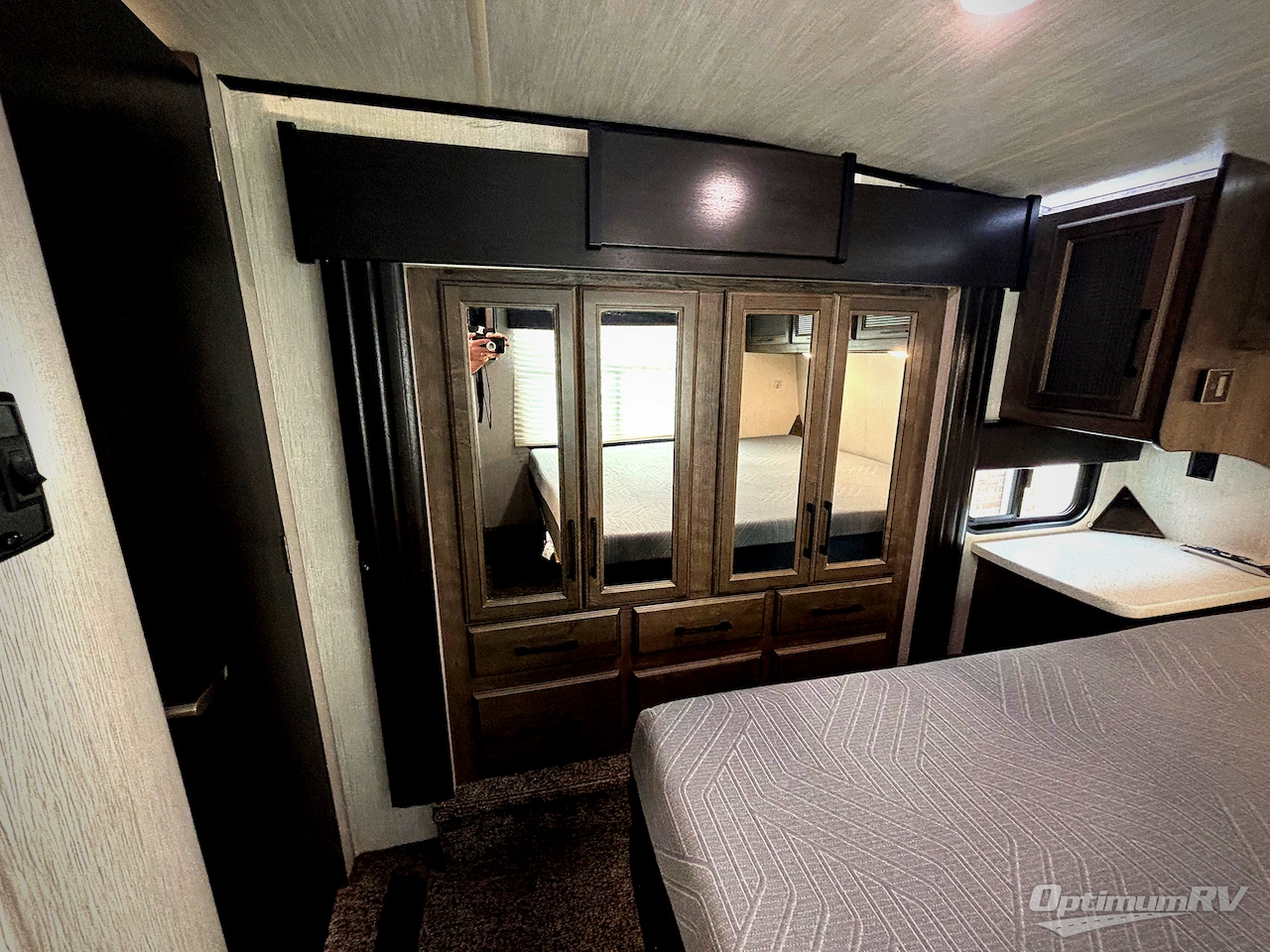 2019 Heartland Cyclone 4101KING Photo 19