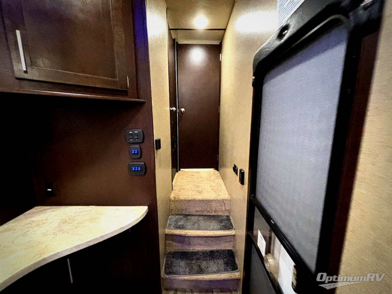 2018 Forest River Cherokee Wolf Pack 325PACK13 Photo 7