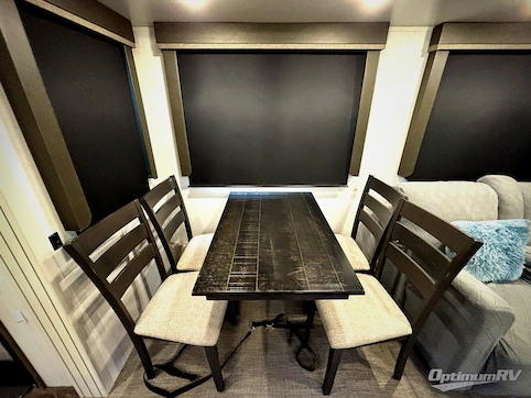 2021 Keystone Cougar 316RLS RV Photo 4