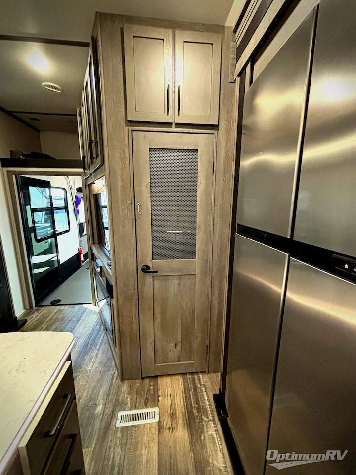 2019 Keystone Raptor 415 Photo 15