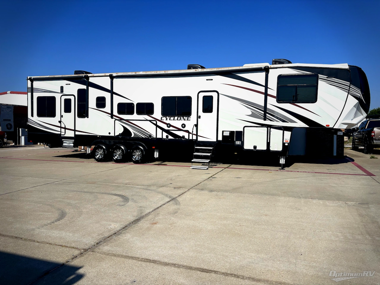 2019 Heartland Cyclone 4115 Photo 1