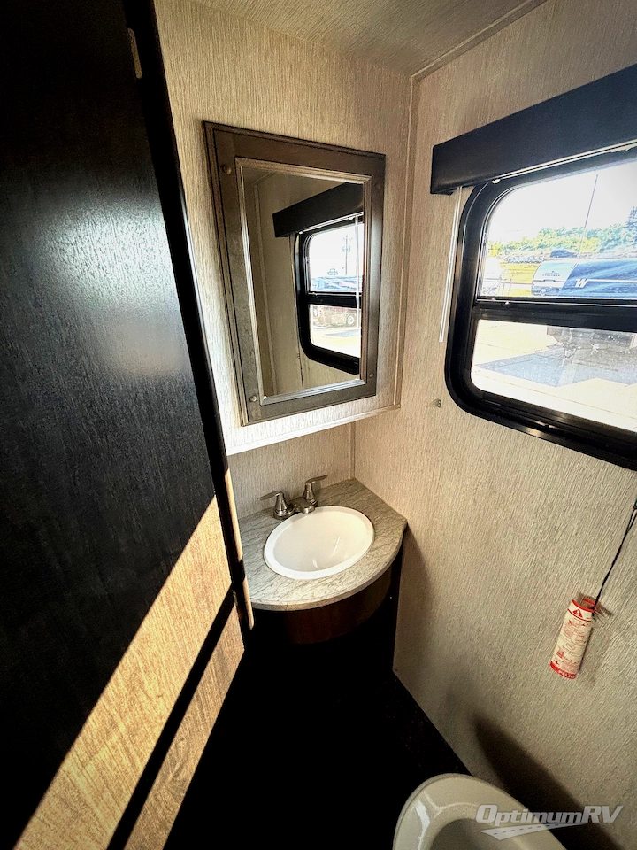2019 Heartland Cyclone 4115 Photo 20