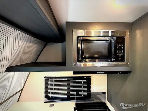 2023 Keystone Premier Ultra Lite 25FKPR RV Photo 2