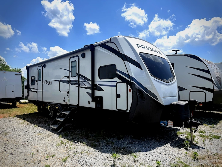 2023 Keystone Premier Ultra Lite 25FKPR RV Photo 1