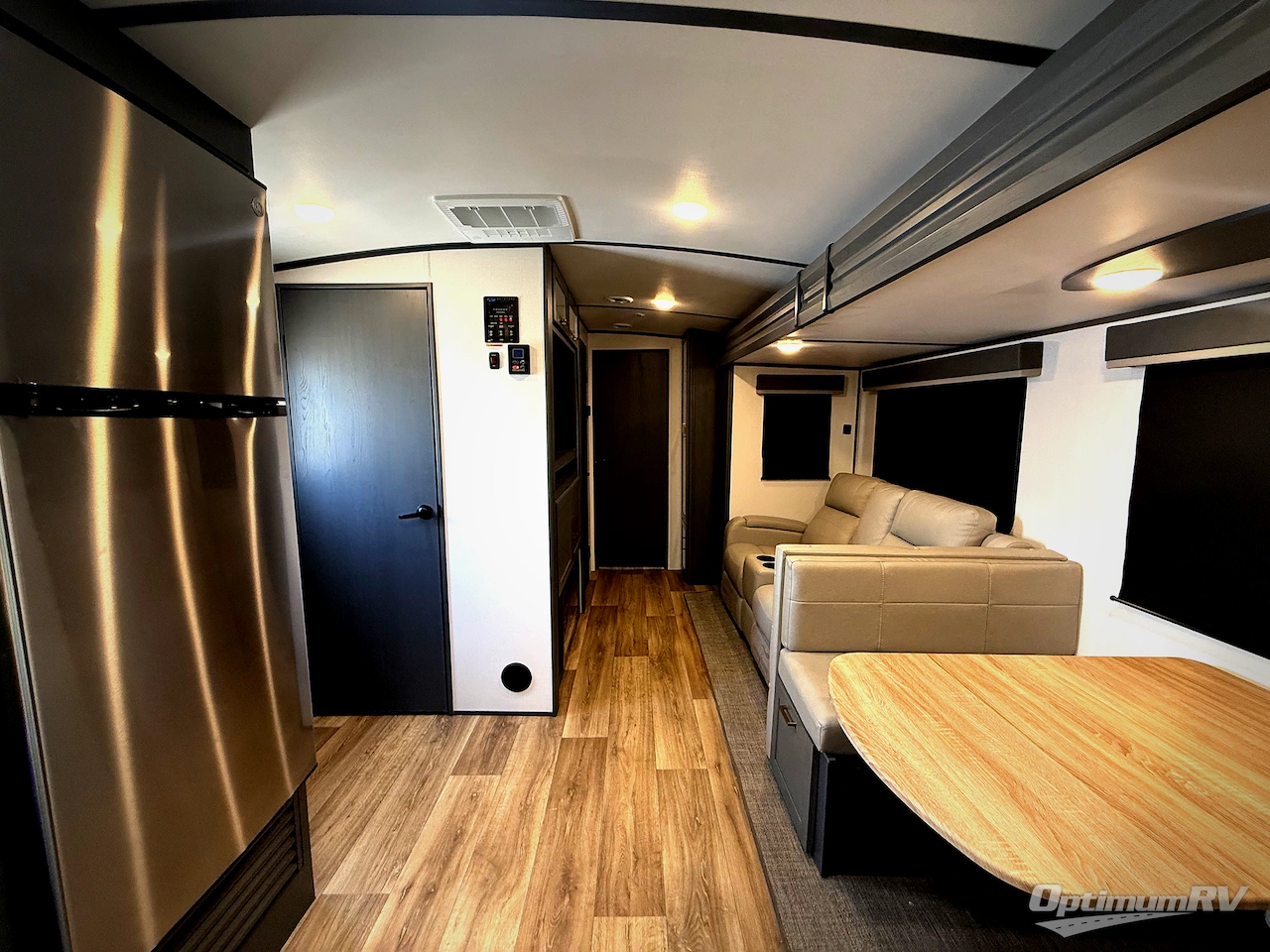 2023 Keystone Premier Ultra Lite 25FKPR Photo 3