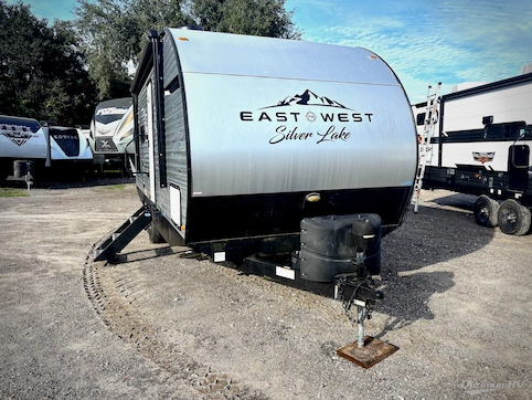 Used 2022 East To West Silver Lake 20KRD Featured Photo