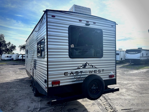 2022 East To West Silver Lake 20KRD RV Photo 2