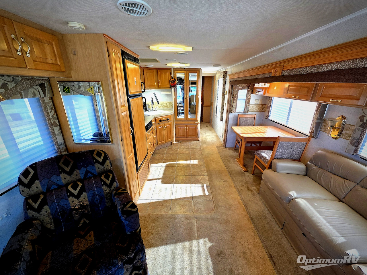 2003 Newmar Kountry Star 3651 Photo 4