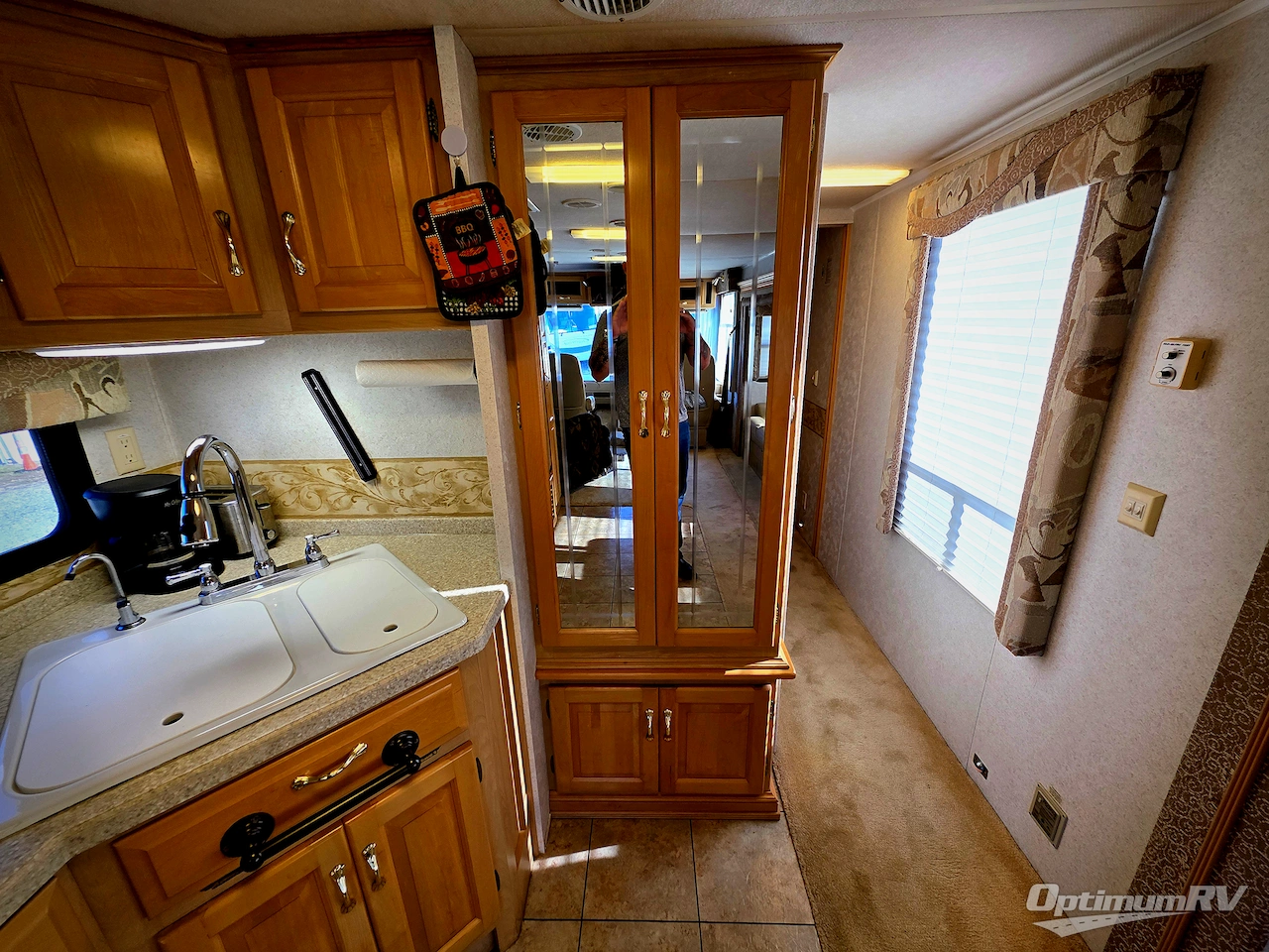 2003 Newmar Kountry Star 3651 Photo 15