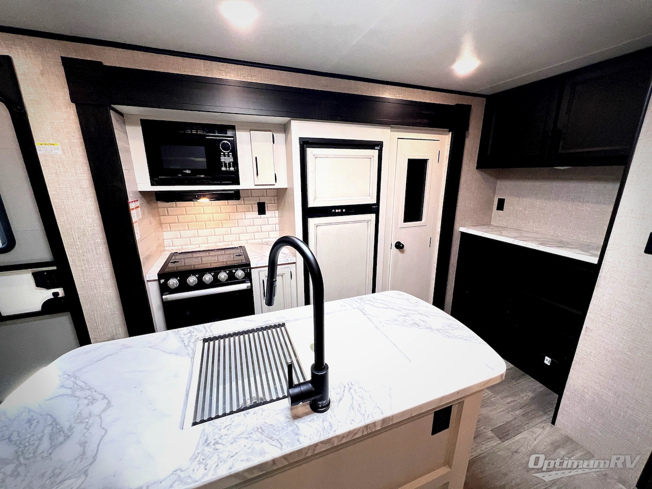 2022 Jayco Jay Flight 33RBTS Photo 8