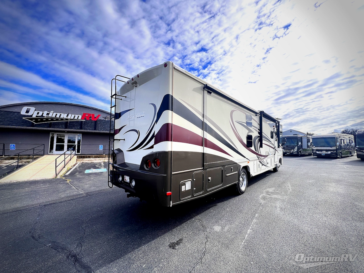 2016 Forest River Georgetown 364TS Photo 2