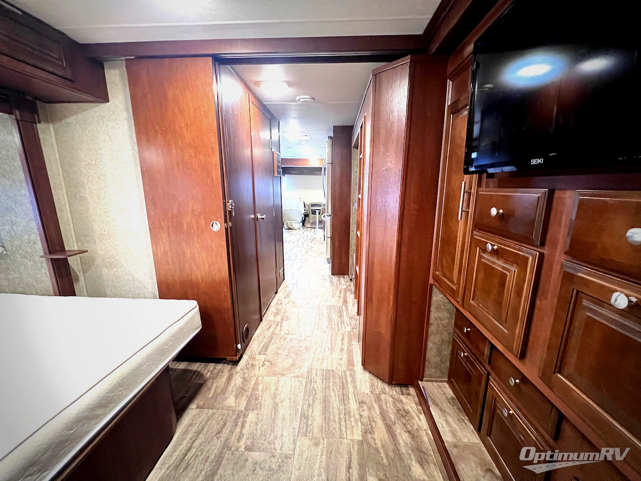 2016 Forest River Georgetown 364TS Photo 16