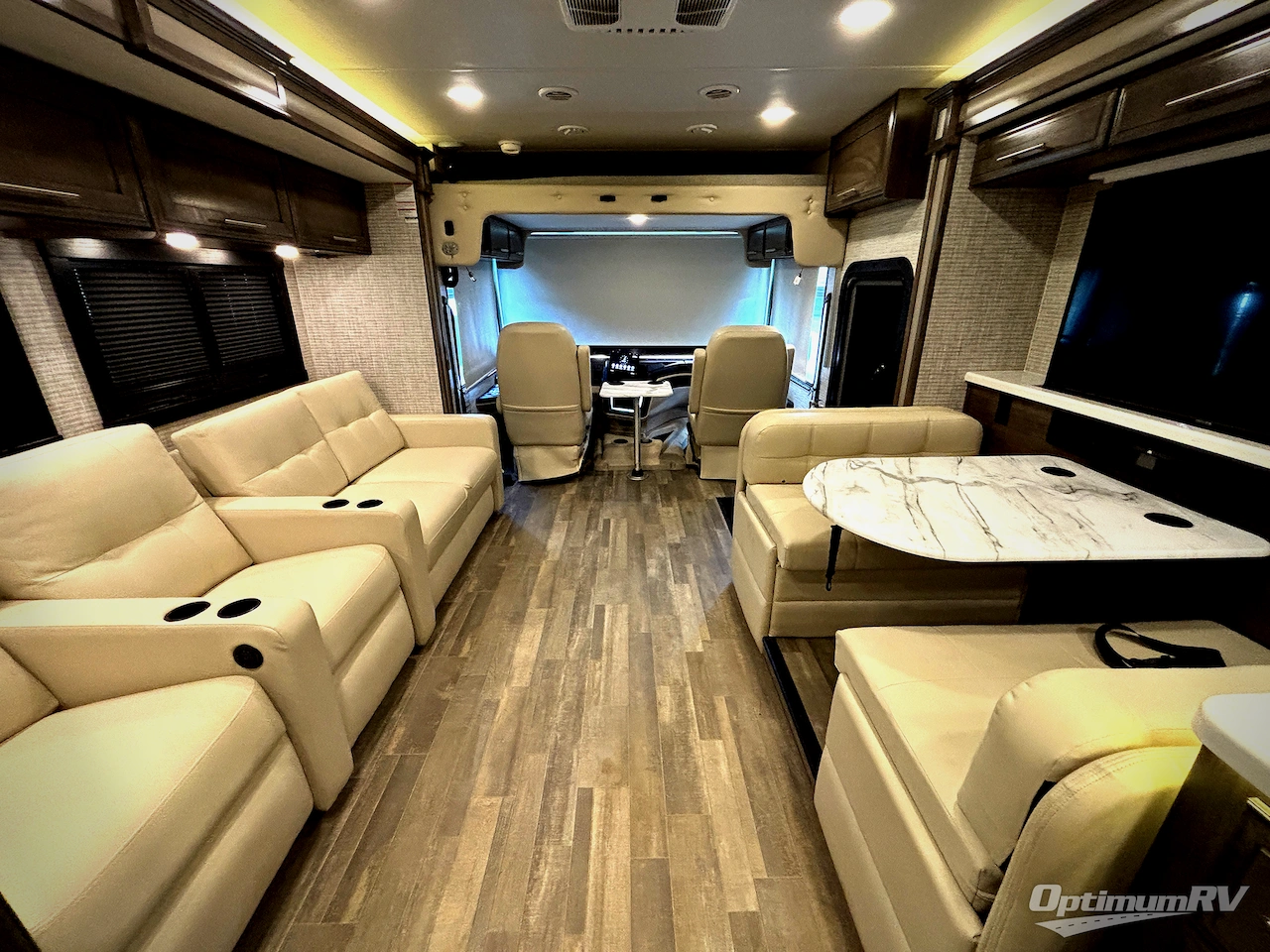 2025 Entegra Vision XL 36C Photo 5