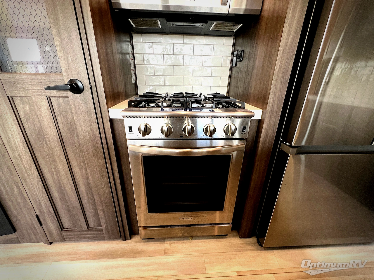 2022 Grand Design Solitude 378MBS Photo 12