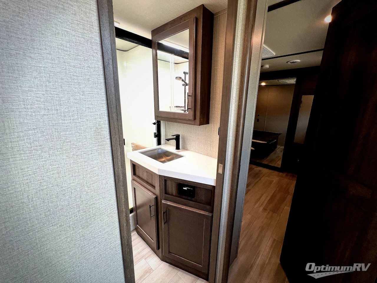 2022 Grand Design Solitude 378MBS Photo 21