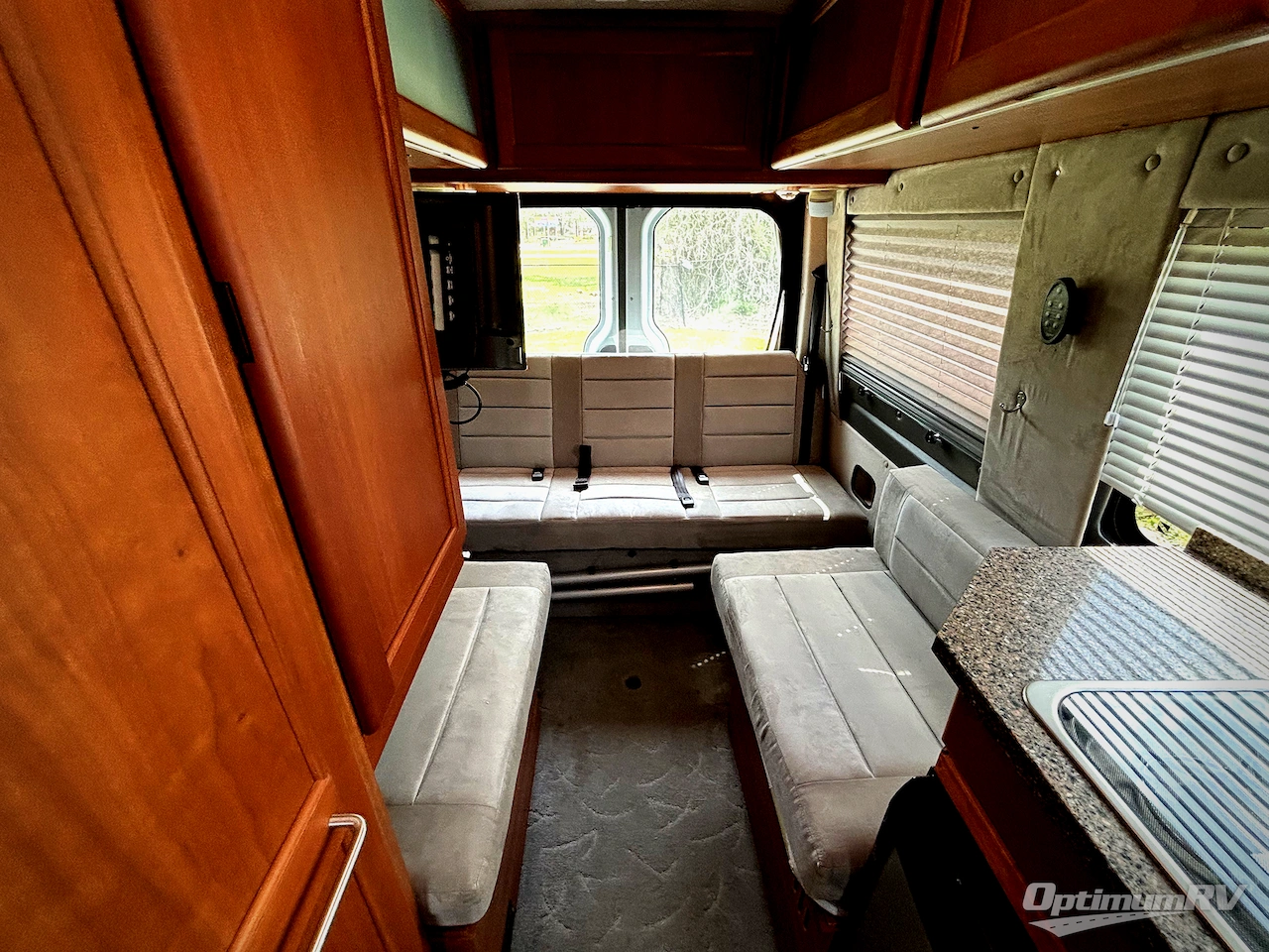 2011 Roadtrek Roadtrek Adventurous Photo 18