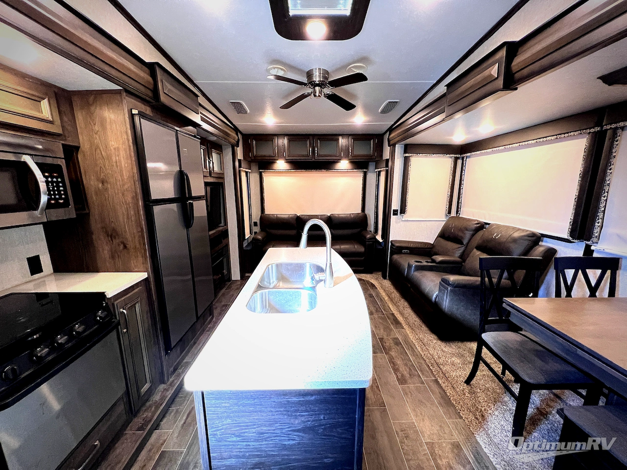 2018 Keystone Montana High Country 305RL Photo 4