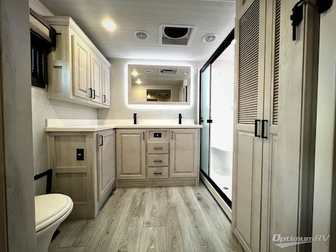 2025 East To West Ahara 380FL RV Photo 4