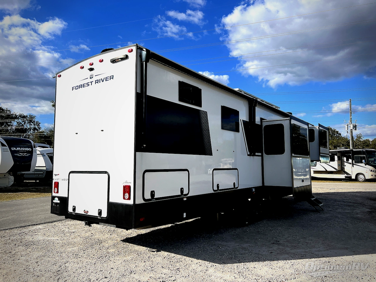 2025 East To West Ahara 380FL Photo 3